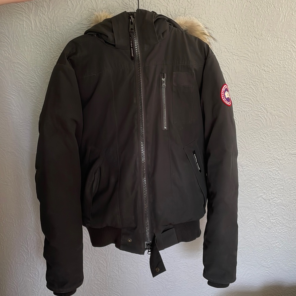 Mens “Canada Goose Down Borden Bomber” Winter Jacket